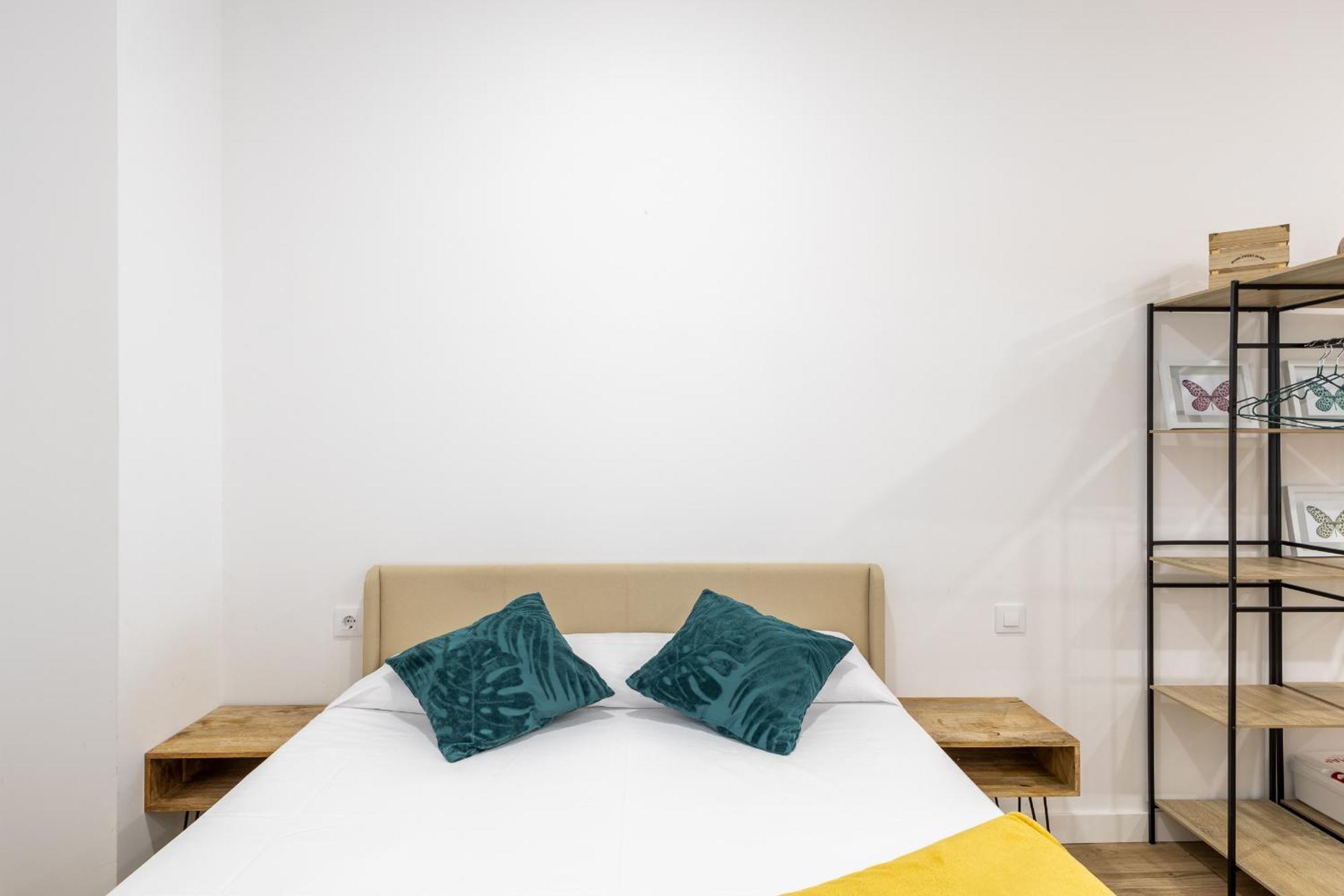 Atocha Apartment Мадрид Экстерьер фото